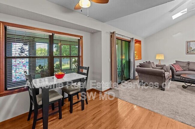 Building Photo - 3050 W Village Terrace
