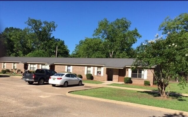 Building Photo - 259 W 1st St