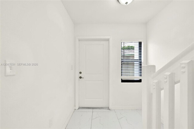Foto del edificio - 5220 NW 24th Ave