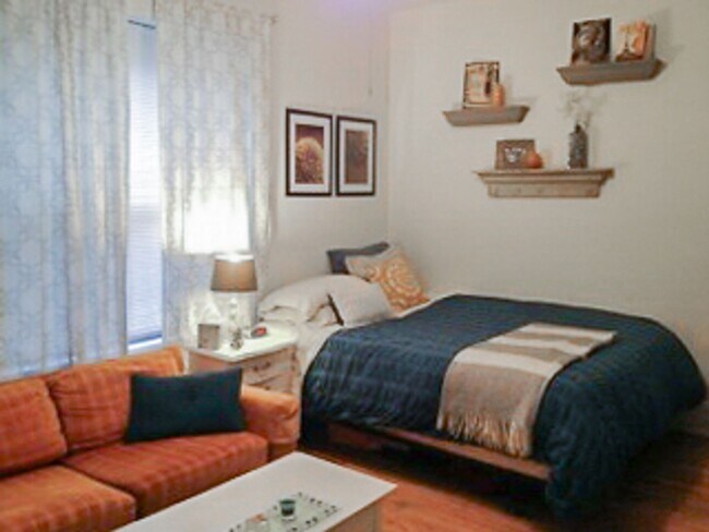 Foto del edificio - 2856 N Orchard St