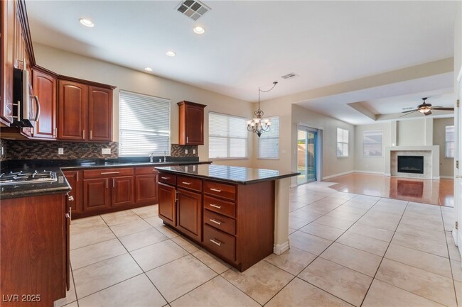 Building Photo - 6121 Molly Malone Ct