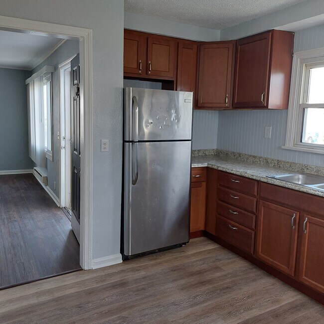 284 Fairfax Rd, Vermilion, OH 44089 House Rental in Vermilion, OH