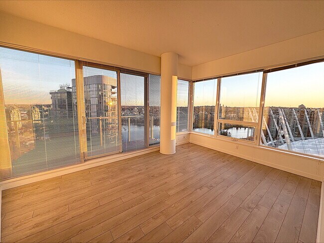 Photo du bâtiment - Centre West - 1411