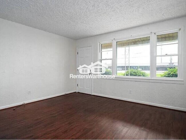 Foto del edificio - Charming 3-bedroom, 1.5-bathroom house in ...