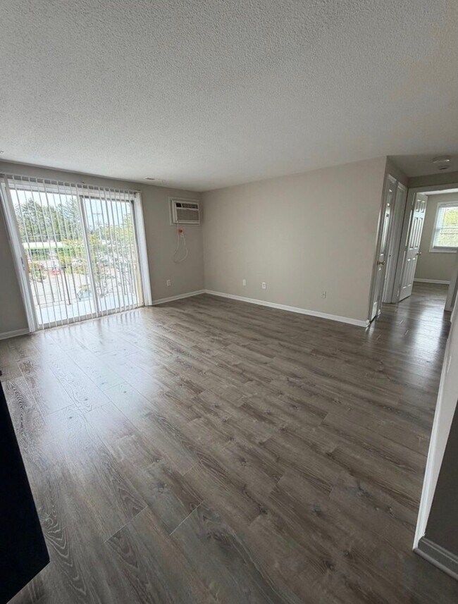 Foto del edificio - 4516 N Main St