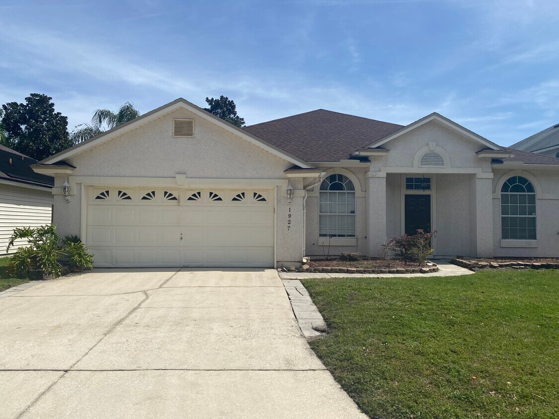 1927 Ibis Point Ln, Jacksonville, FL 32224 House Rental in