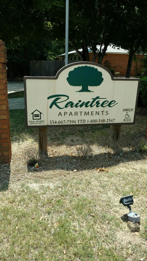 Building Photo - Raintree Apartments