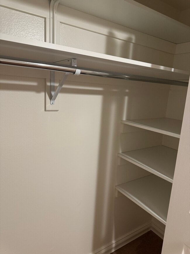 Foto del edificio - 16828 E 7th Pl