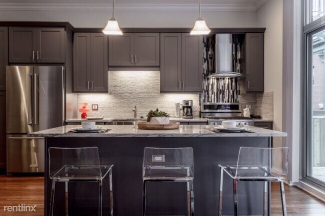 Foto del edificio - 1050 W Monroe St