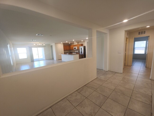 Foto del edificio - SW 1 Story 3bd Close to Shopping