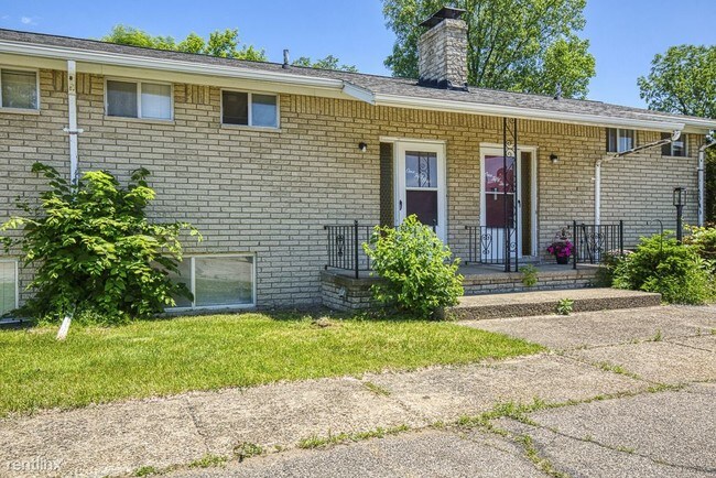 Foto del edificio - 1 br, 1.5 bath  - 151 Huronview Ct