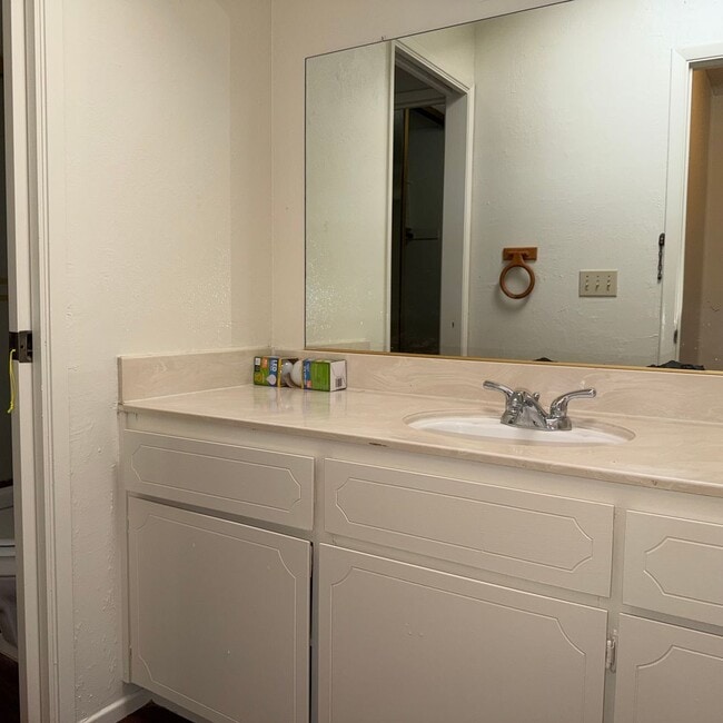 Foto del edificio - 1441001/60