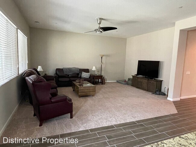 Building Photo - 3 br, 3 bath House - 14500 Casa Club Dr,