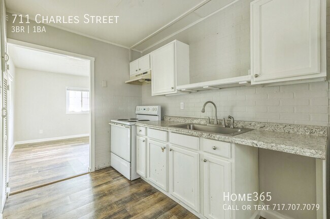 Foto del edificio - 711 Charles St