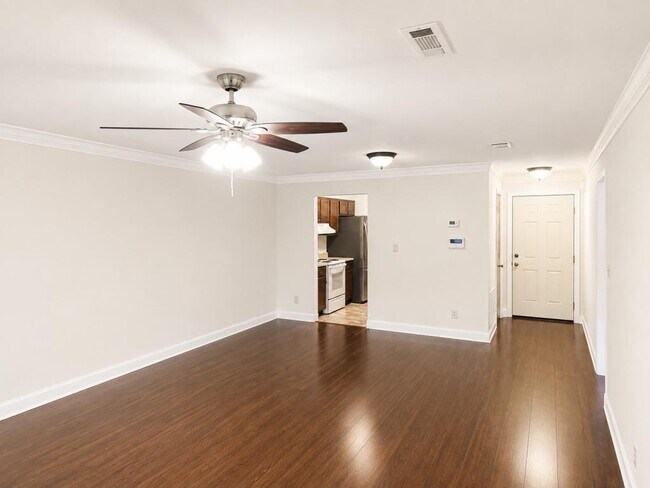 Foto del edificio - 526 Heritage Pl