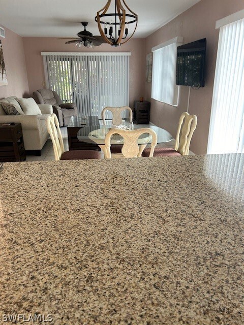 Foto del edificio - 5109 Coronado Pkwy