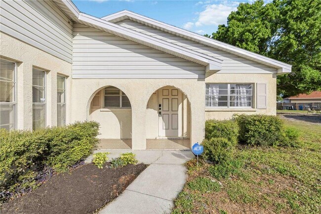 Foto del edificio - 2615 9th Ave Dr E