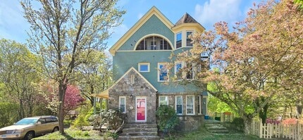 Building Photo - 40 Maple Grove Ave