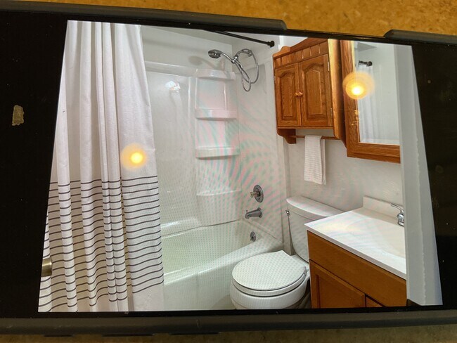 Foto del edificio - 1620 Oak Ln