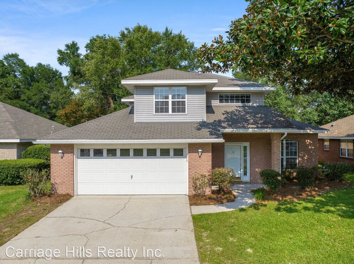 Foto principal - 3 br, 2.5 bath House - 121 Elderberry Lane