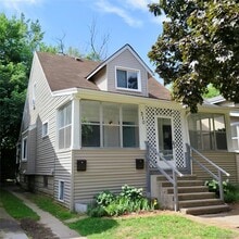 Building Photo - 310 College St
