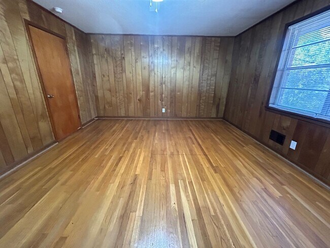 Foto del edificio - 1217 Suber St