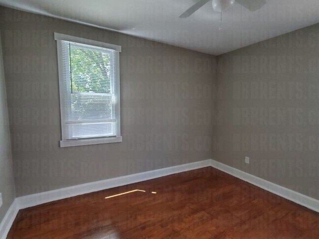 Building Photo - 1743 Gellenbeck St 3BR/1.5BA (Cincinnati)