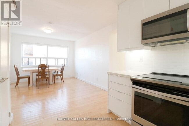 Building Photo - 4 Benson Ave