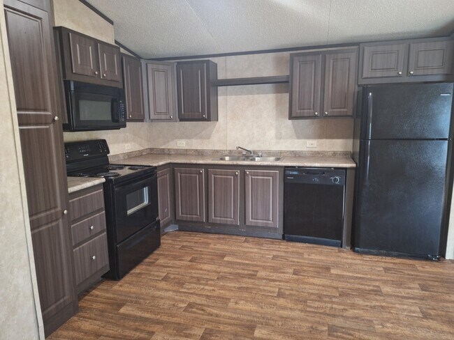 Foto del edificio - 1134 Kelly Dr