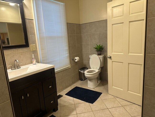 Foto del edificio - 113 Comstock Pl