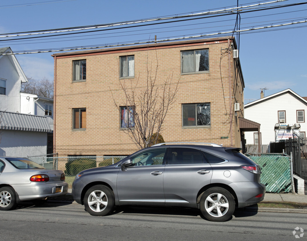 Foto del edificio - Port Richmond