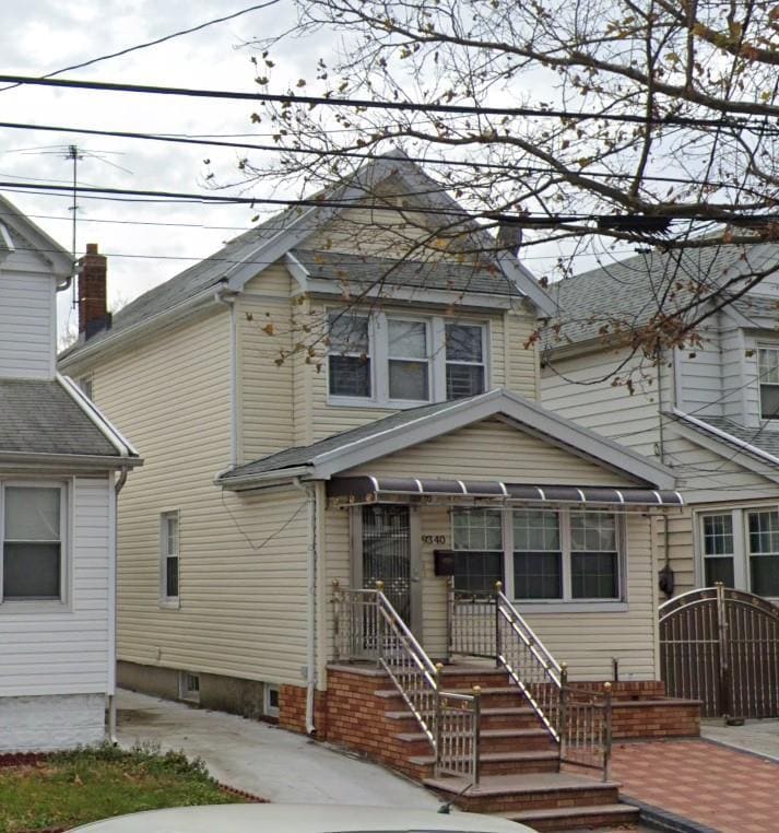 Primary Photo - 93-40 Francis Lewis Blvd