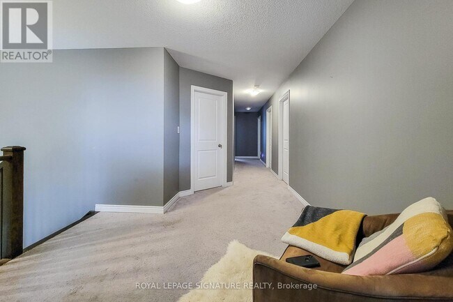 Photo du bâtiment - 59 Robertson Rd