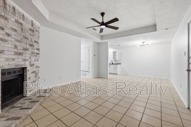 Building Photo - 6340 Mark Ct