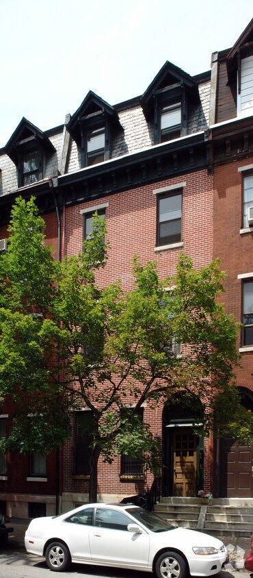 Primary Photo - 2027 Pine St
