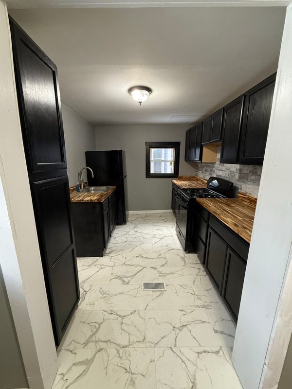 Foto del edificio - 401 W 1st St