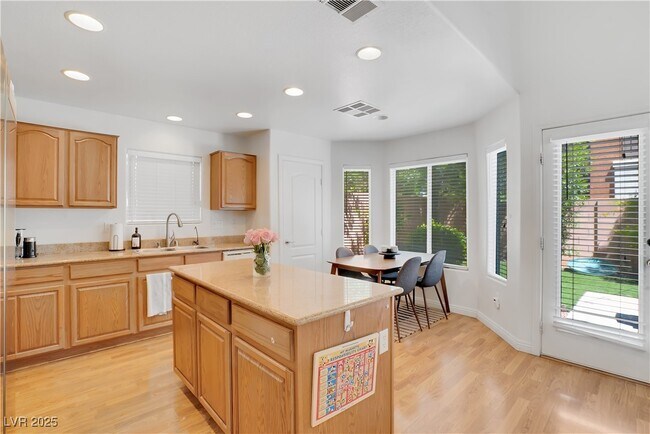 Foto del edificio - 9228 Freedom Heights Ave