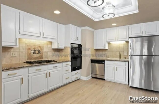 Building Photo - OCEAN VIEWS! Luxury Oceanside Condo with S...