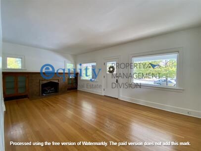Foto del edificio - 1366 Glenmare St
