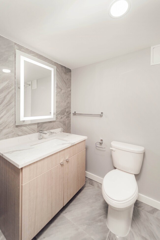 Up House Apartments in Farmington, CT