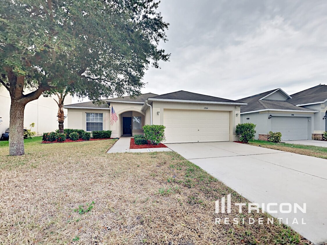 Foto principal - 2304 Roanoke Springs Dr