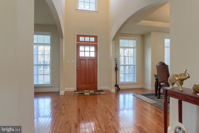 Building Photo - 942 Powder Horn Dr