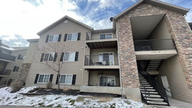 Foto del edificio - 3 Bedroom 2 bath Condo in Lehi!