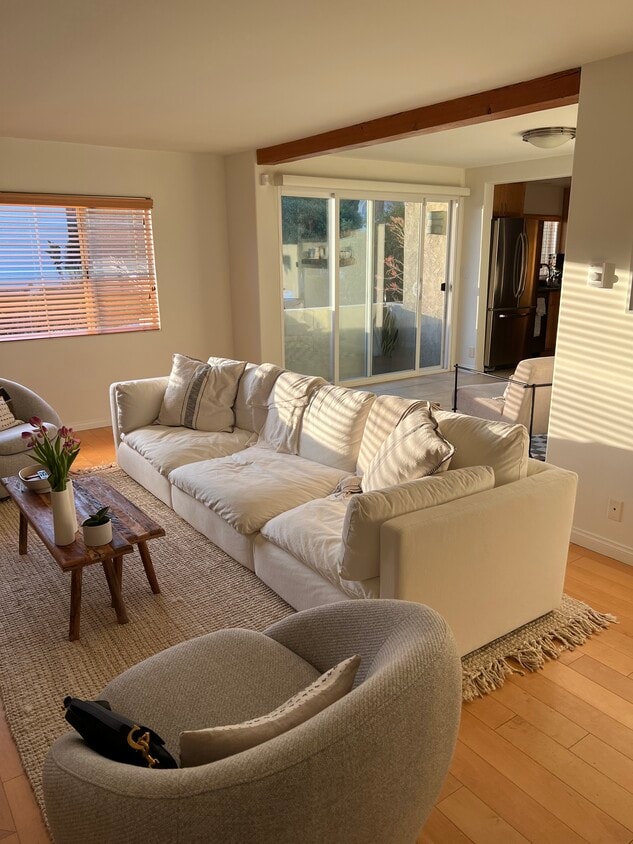 Entry Way (shown furnished) - 11946 Dorothy St