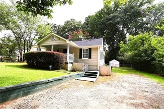 Building Photo - 771 McLendon Dr