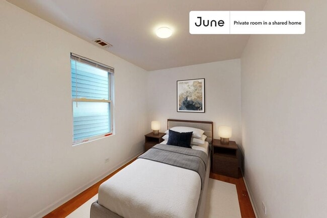 Building Photo - Room in Shared 3 bed/1 bath home