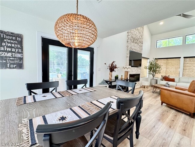 Foto del edificio - 5269 Crooked Valley Dr