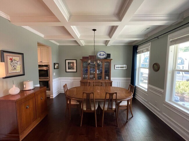 Foto del edificio - Stunning 5 Bed 3 Bath Home in Anderson Creek Club