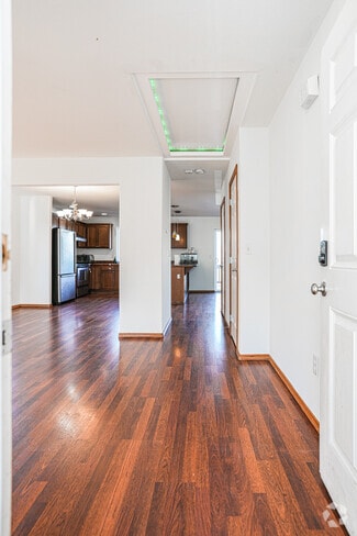 Building Photo - 9821 28th Dr SE
