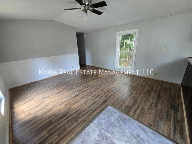 Building Photo - 51 Sweet Fern Dr